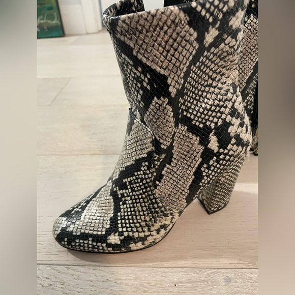 Aldo Snakeskin Booties - Picture 4 of 4